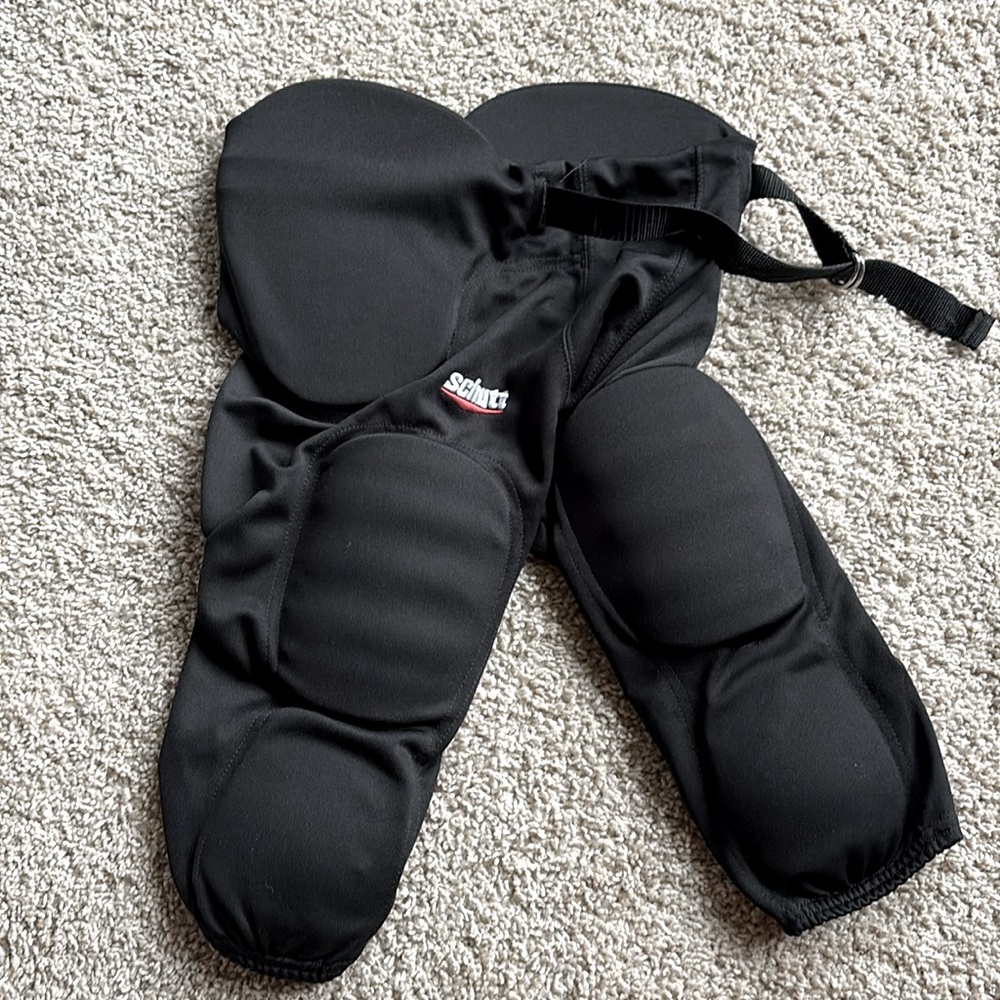 Schutt Football Game Pants Black with Padding Youth XL Excellent Condition